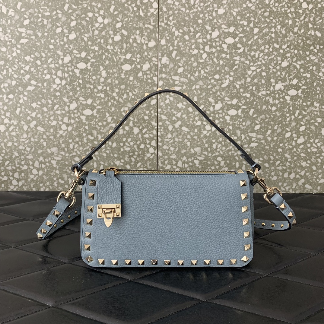 Valentino Garavani Rockstud Small Crossbody Bag in Niagara Grainy Calfskin